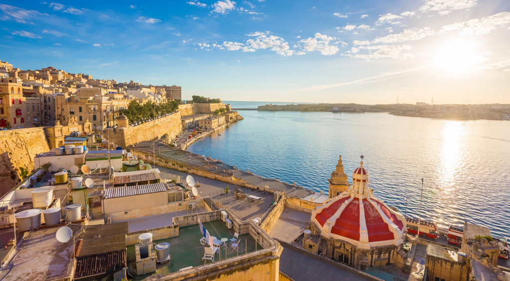 sunrise-grand-harbour-malta-ancient-walls- sensi watersports